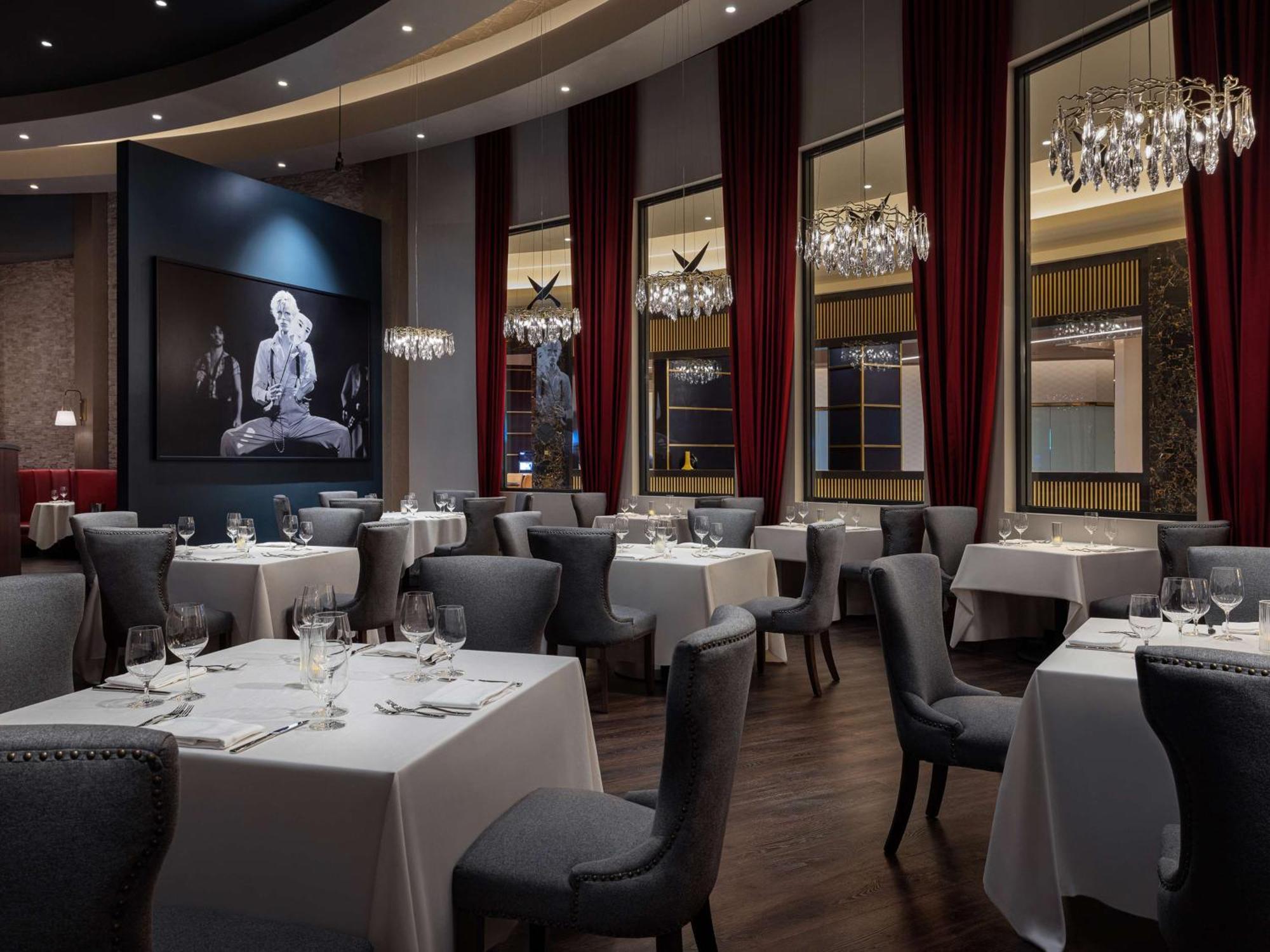 Conrad Las Vegas At Resorts World Esterno foto The interior of the restaurant