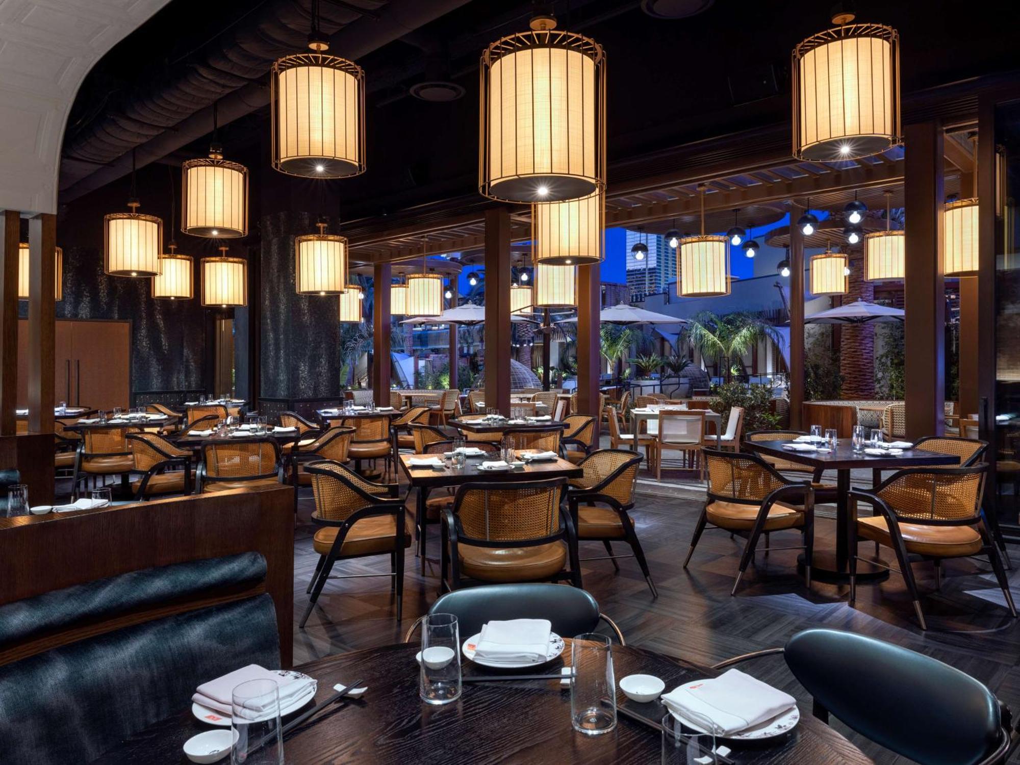 Conrad Las Vegas At Resorts World Esterno foto The interior of the restaurant